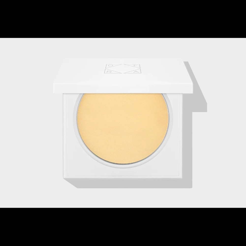 OFRA Cosmetics NWT Ofra Banana Powder